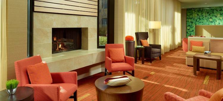 伯明翰胡佛万怡酒店(Courtyard Birmingham Hoover)图片