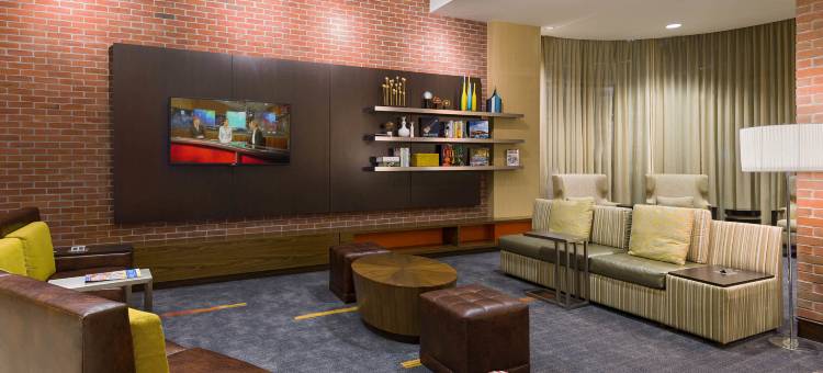 小石城市中心万怡酒店(Courtyard Little Rock Downtown)图片