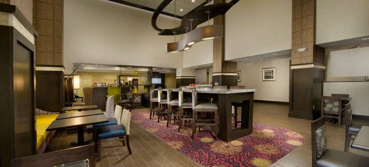 水牛城机场欢朋套房酒店(Hampton Inn & Suites Buffalo/Airport)图片