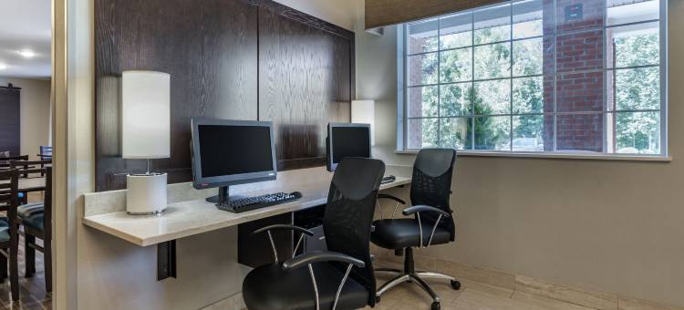 图拉丁-南奥斯威戈湖舒适套房酒店(Comfort Inn & Suites Tualatin - Lake Oswego South)图片