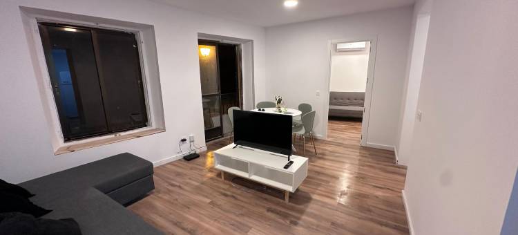 位于萨莫拉市中心的1卧室公寓-100平方米|带1个独立浴室(Beautiful new apartment in the city center)图片