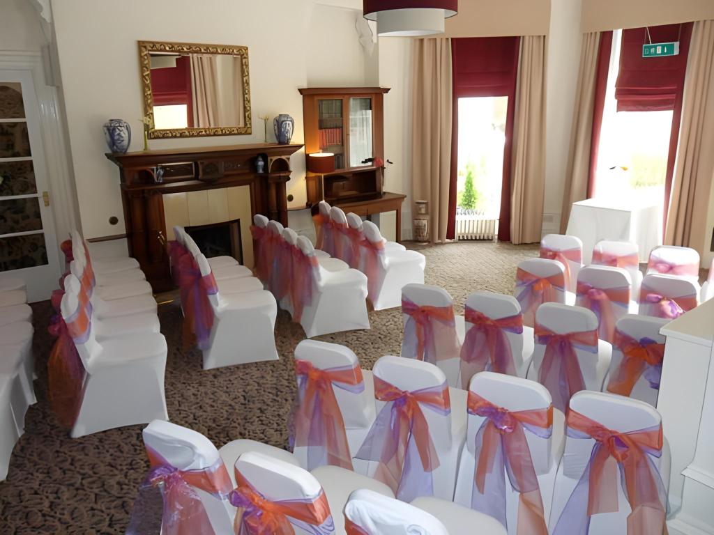 Tor-Na-Coille Hotel Over view