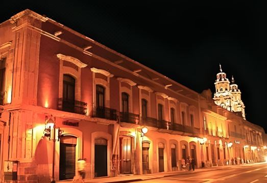 Hotel Herencia by Hosting House Hotel Overview