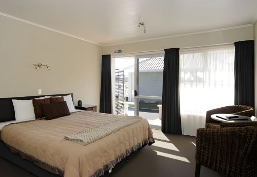 Accent on Taupo Motor Lodge Hotel Overview