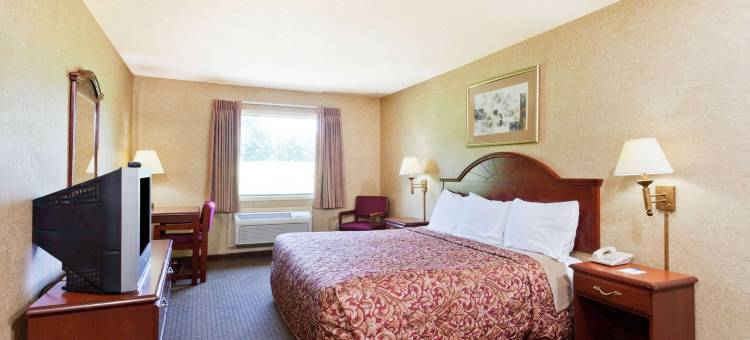 韦恩温德姆戴斯套房酒店(Days Inn & Suites by Wyndham Wynne)图片