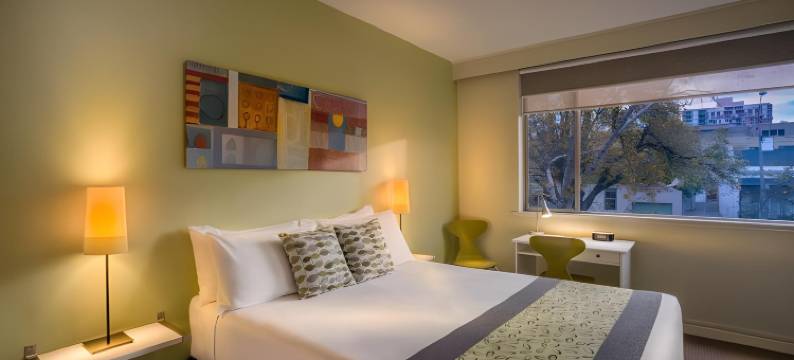 伯奇斯服务式公寓(Birches Serviced Apartments)图片