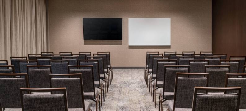 索诺马县佩塔卢马万怡酒店(Courtyard Petaluma Sonoma County)图片