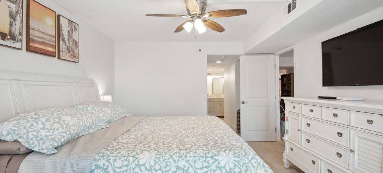 Large 3Bed/2Bath - Completely Renovated Beach Front Condo!Indian Shores图片