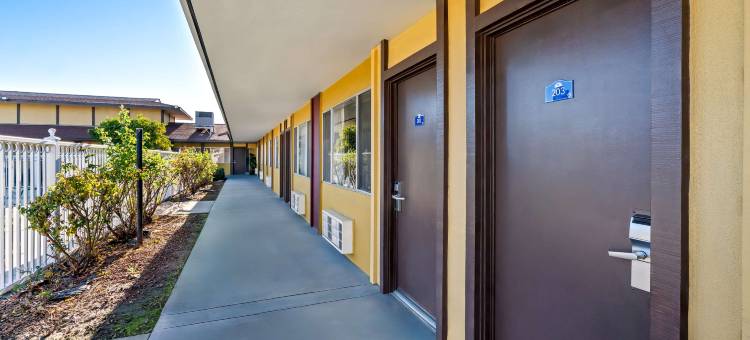 美洲最佳价值酒店-瓦卡维尔纳帕谷(Americas Best Value Inn Vacaville/Napa Valley)图片