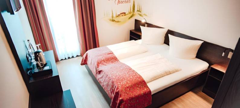 欧洲公园附近托斯卡纳酒店(Hotel la Toscana in Ringsheim)图片