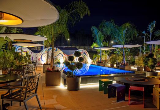 Palatial SuitesHotel Overview