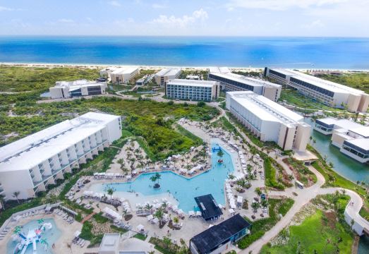 Family Selection at Grand Palladium Select Costa Mujeres - All Inclusive Hotel Overview