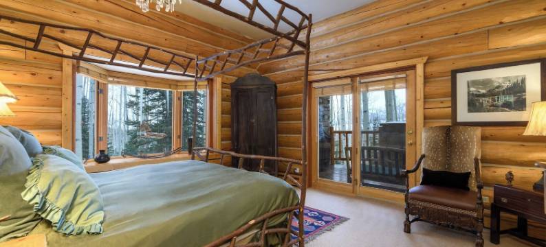 雪堆小屋由Avantstay提供的令人叹为观止的家与优质滑雪通道(Snowdrift Cabin by AvantStay Breathtaking Home w Prime Ski Access)图片