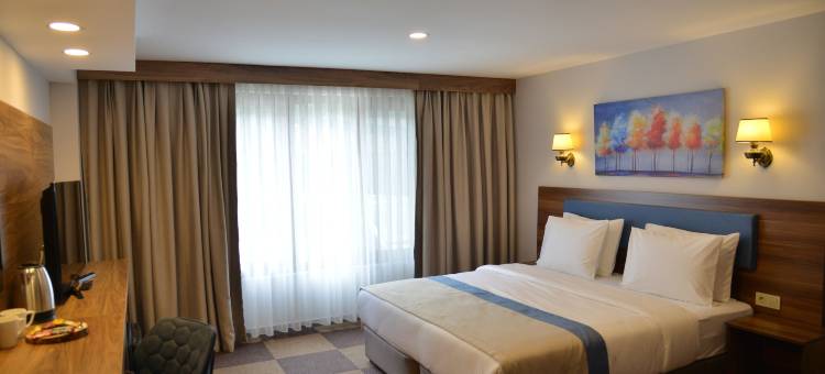 Feel & Live酒店别墅餐厅(Feel & Live Hotel Villas Restaurant)图片