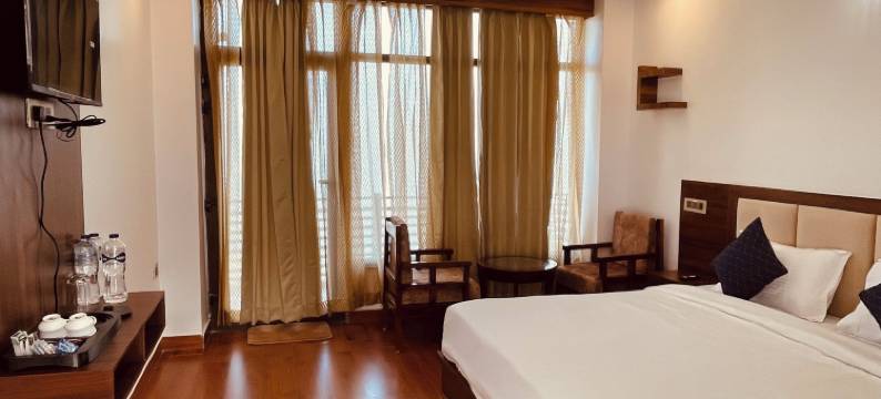 苏里亚湖景隐居处(Surya Lake View Retreat)图片