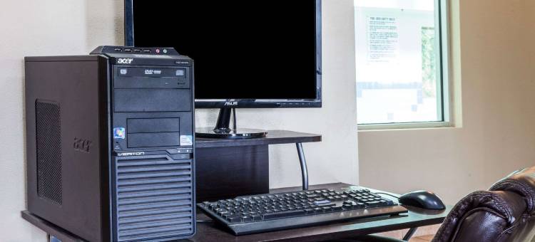 瓦尔帕莱索速8酒店(Super 8 by Wyndham Valparaiso)图片