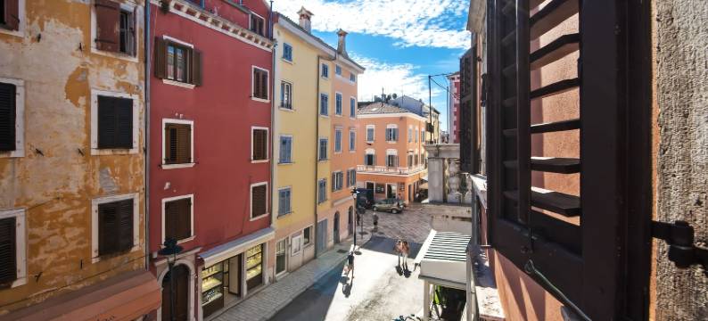 在中心城市公寓(Nel Centro City Apartment)图片