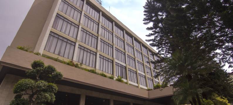 玛琅丽晶花园酒店(Regent's Park Hotel at Kayutangan Malang)图片