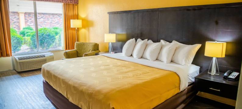 列治文山-萨凡纳I-95品质酒店(Quality Inn Richmond Hill - Savannah I-95)图片