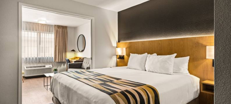 雷丁牛津套房酒店(Oxford Suites Redding)图片