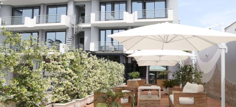 巴巴雷拉酒店(Hotel Barbarella)图片