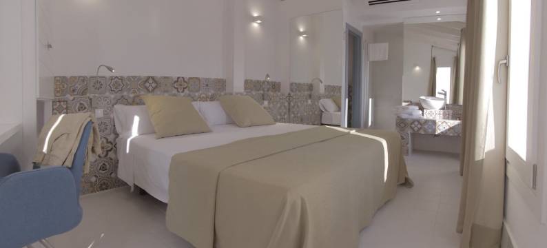 格拉维纳旅馆(Hostal Gravina)图片