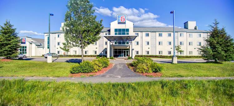 安大略省亨茨维尔6号汽车旅馆(Motel 6 Huntsville, on)图片