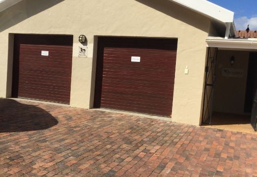 Hermanus Heights Villa Hotel Overview