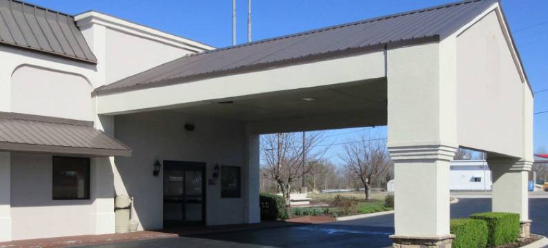 田纳西曼彻斯特温德姆速8酒店(Super 8 by Wyndham Manchester TN)图片