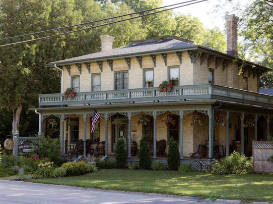 铁紫水晶精品酒店