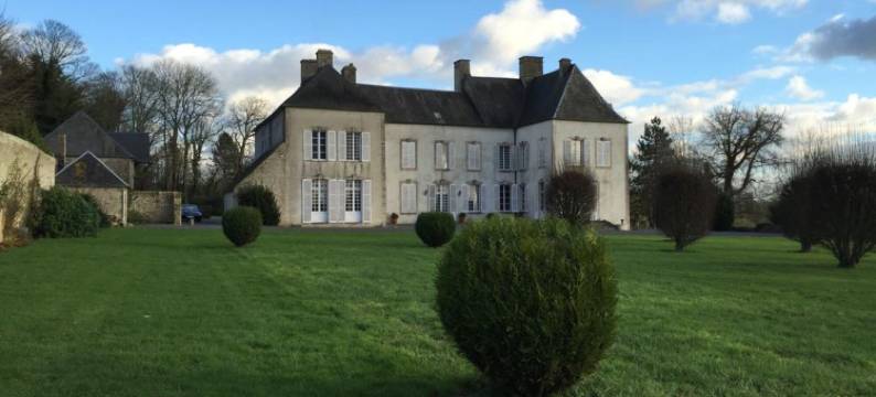 阿斯尼埃贝桑住宿加早餐旅馆(Le Château d'Asnières en Bessin)图片