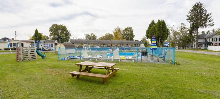 OYO俄亥俄州Meadville Conneaut湖旁的Parkside汽车旅馆(Parkside Motel by OYO Meadville Conneaut Lake)图片