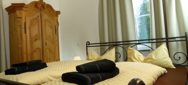 施坦贝尔格湖公寓(LakeStarnberg Apartments)图片