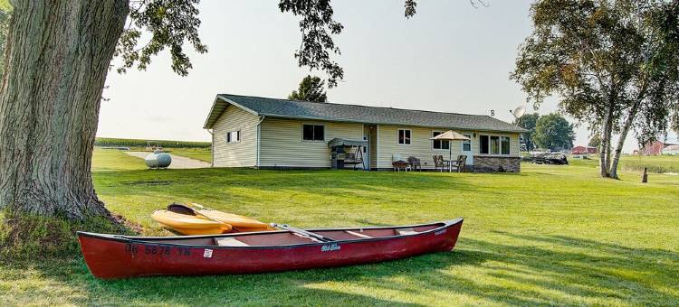Take a Break at Lakeside Acres on Lake Sinissippi图片