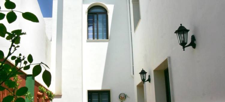 拉斯罗萨斯酒店(Hotel Las Rosas)图片