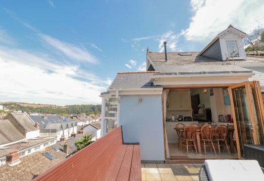 Kipper Lodge Hotel Overview