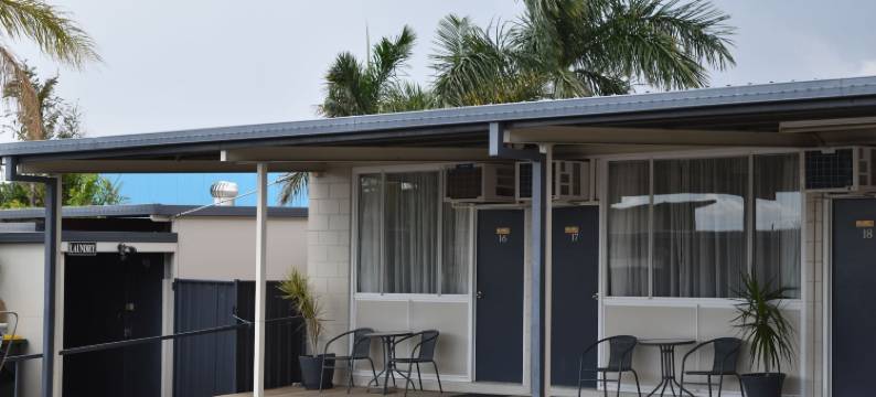 黑钻汽车旅馆(Black Diamond Motel)图片