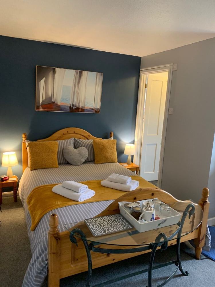 The Holly Tree Hotel Overview