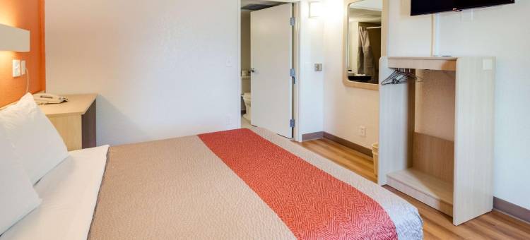 堪萨斯城西南雷内克萨号6号汽车旅馆(Motel 6 Lenexa, KS - Kansas City Southwest)图片