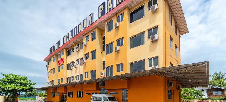 OYO 89864假日公园酒店(SUPER OYO 89864 Hotel Holiday Park)图片