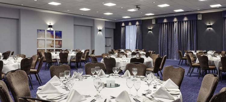 诺富特伦敦斯坦斯特德机场酒店(Novotel London Stansted Airport)图片