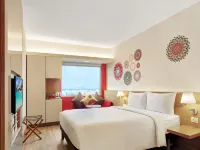 宜必思加爾各答雅赫特酒店 - 酒吧