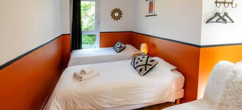 Elegant Triplex with Private Parking-2BR/4P-Honfleur图片