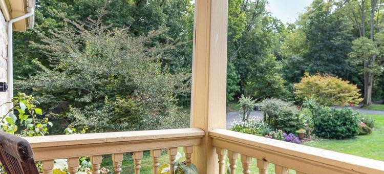 树倒农场民宿(Fallen Tree Farm Bed and Breakfast)图片