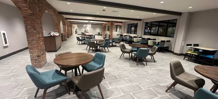 罗克斯普林斯-绿河凯隆酒店(Clarion Hotel Rock Springs-Green River)图片