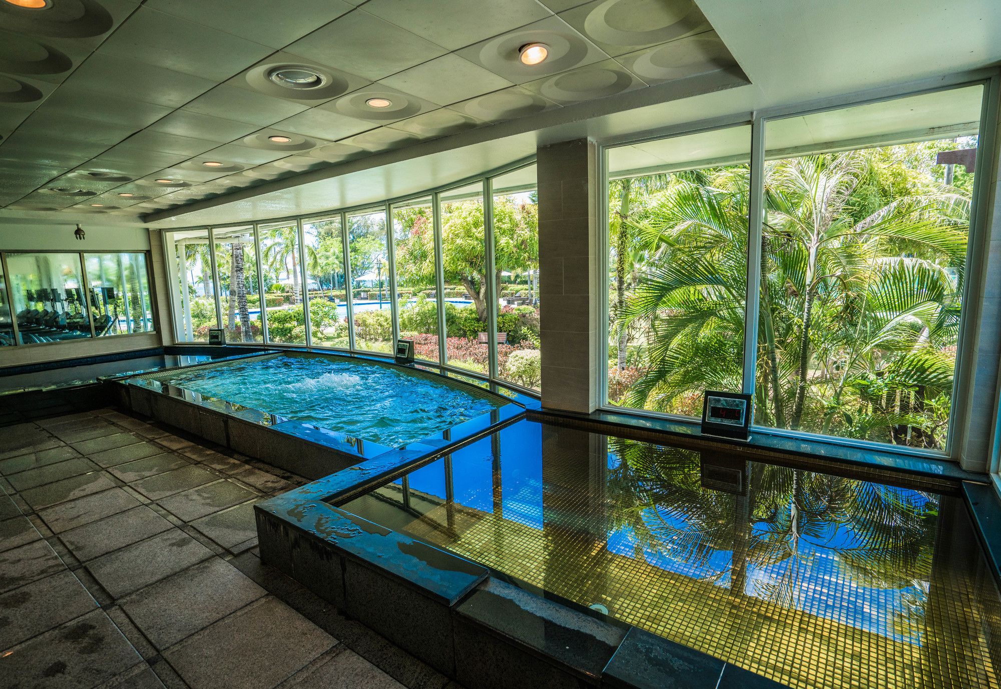 Saipan World Resort Over view