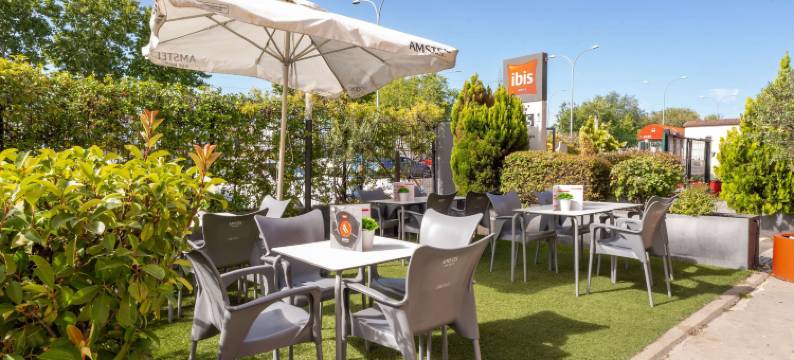 宜必思马德里阿尔科尔孔崔萨瓜斯酒店(Ibis Madrid Alcorcon Tresaguas)图片