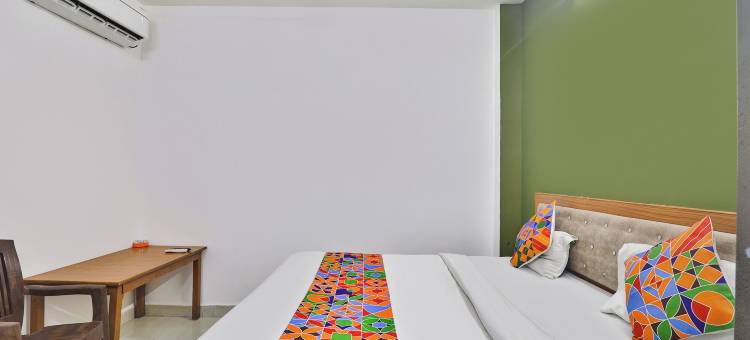 Fabhotel Raas 旅馆(FabHotel Raas Inn)图片