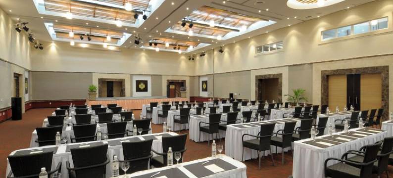 玛里娜艾尔西德Spa及海滩全包度假村(Hotel Marina El Cid Spa & Beach Resort - All Inclusive)图片