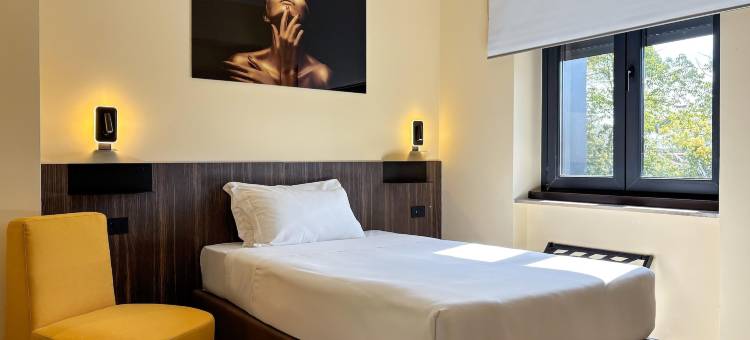 革命酒店(Hotel Revolution)图片